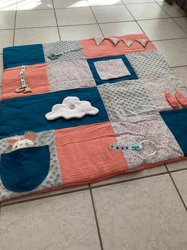 Tapis d'éveil bébé - tuto - L'atelier de Aude